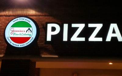 Restaurant Gianninas Pizza - Cypress TX - Lighted Sign