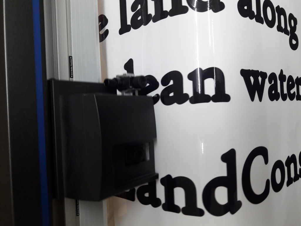 Cutting the Vinyl Wording For The Trailer Graphics